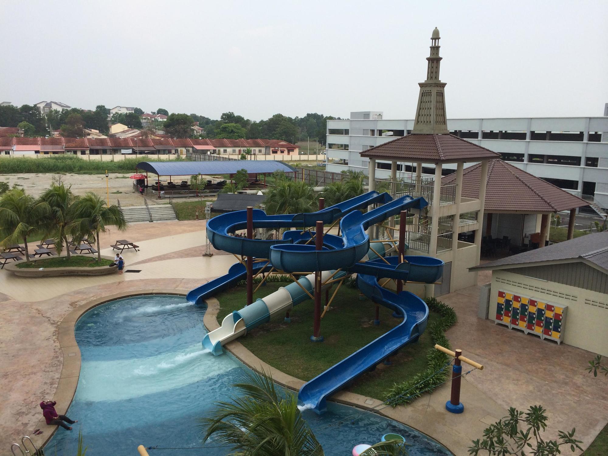 Bayou Lagoon Park Resort Malacca Eksteriør bilde