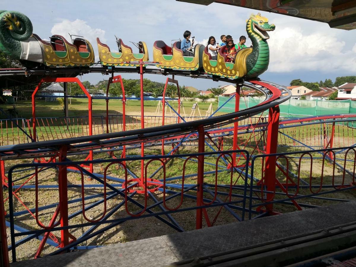 Bayou Lagoon Park Resort Malacca Eksteriør bilde